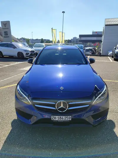 Mercedes-Benz C 300 Break — Élégance allemande, équipements premium et faible kilométrage — Miniatura 12