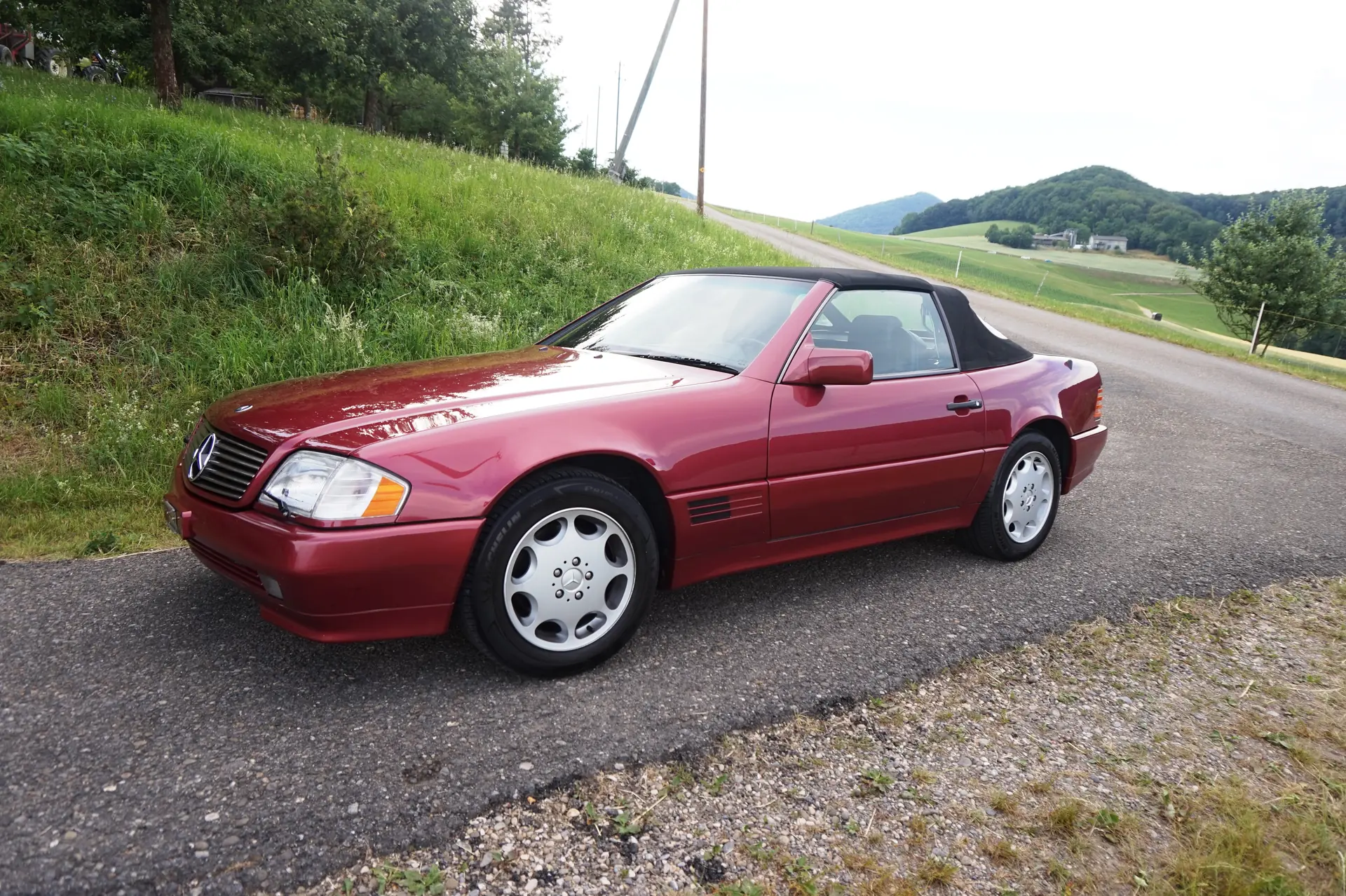 Mercedes-Benz SL 280 Cabrio — Légendaire roadster avec hard-top, 136'000 km