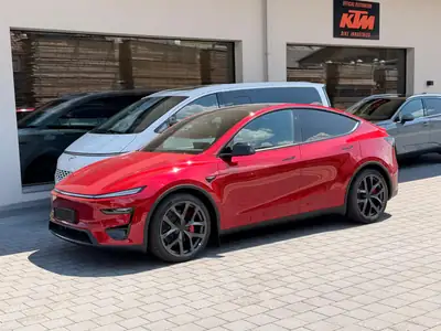 Tesla Model Y Performance — SUV électrique haute performance, quasi neuf — Miniature 29