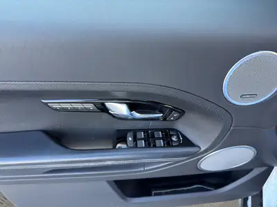 Range Rover Evoque 2.0 Si4 — SUV compact britannique, 4 roues motrices, design premium — Miniatura 12
