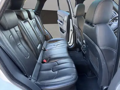 Range Rover Evoque 2.0 Si4 — SUV compact britannique, 4 roues motrices, design premium — Miniatura 18