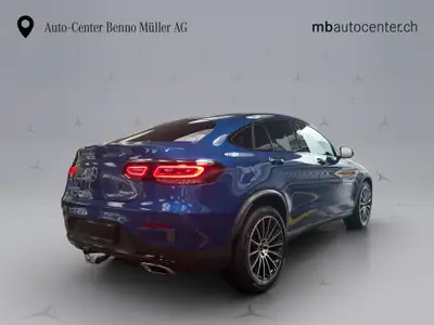 Mercedes-Benz GLC 200 AMG Line Coupé — SUV hybride 4 roues motrices, design premium — tableau de bord