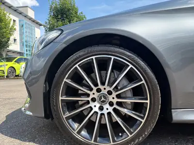 Mercedes-Benz C 400 Cabriolet AMG Line — Décapotable sportive 4WD, 333 ch — Miniature 16