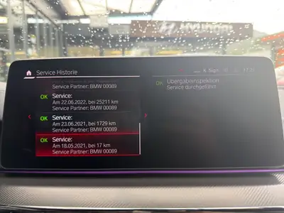 BMW M5 xDrive Competition — 625 ch, toit carbone, impeccable — Miniature 18