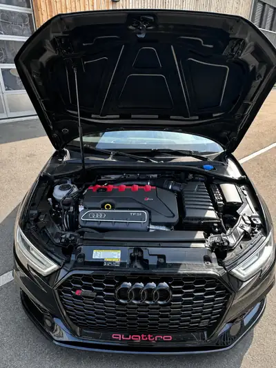 Audi RS3 Sedan 400 PS — Performance quattro, révision complète, 94 000 km — dettaglio