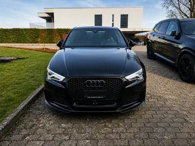 Audi RS3 SB quattro — Berline sportive 367 ch, 115'000 km seulement — fianco