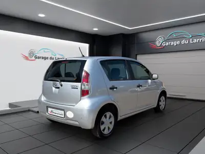 Daihatsu Sirion 1.3 — Citadine fiable et économe, sans accident, expertisée — Heckansicht