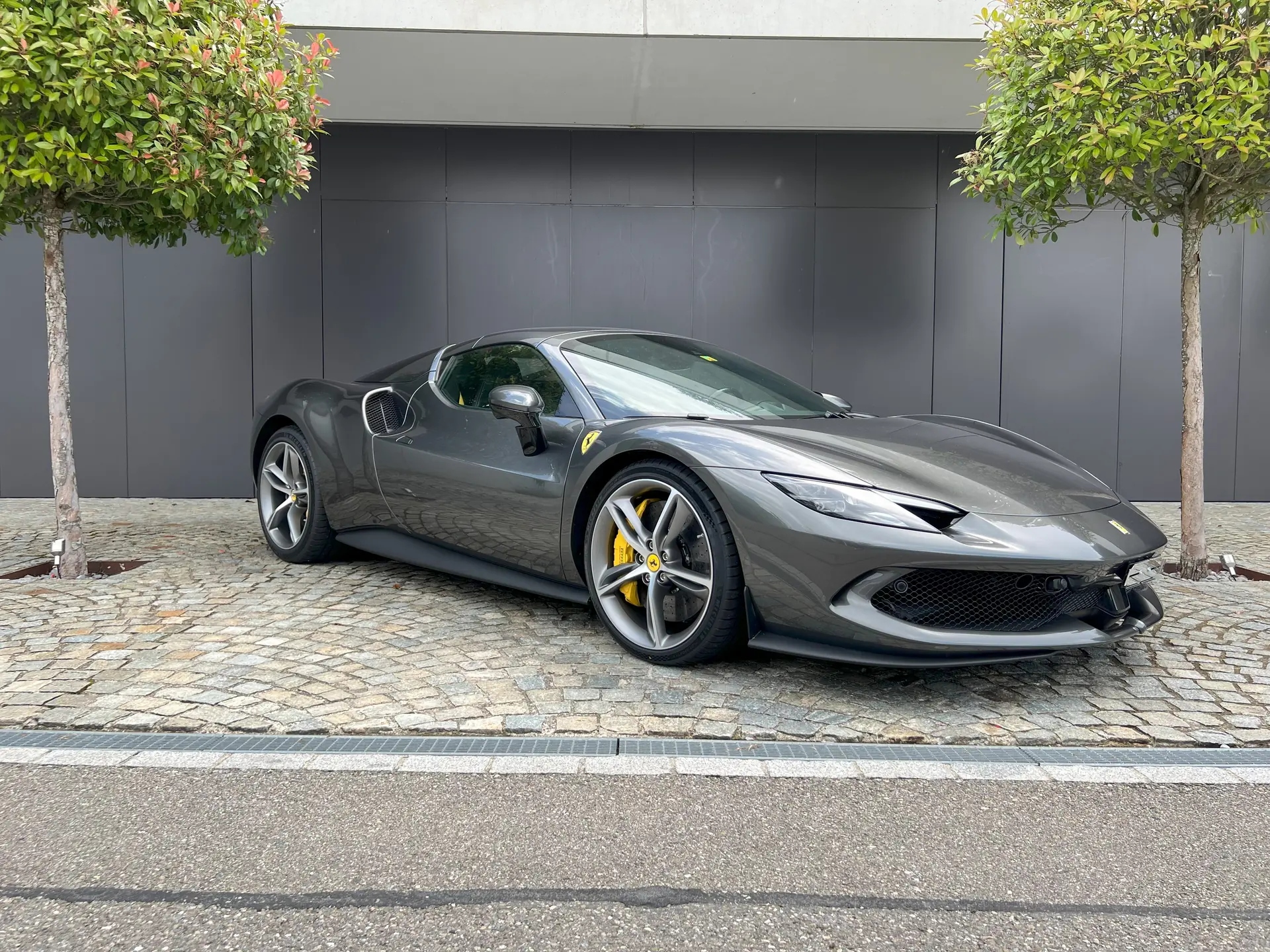 Ferrari 296 2023 occasion Lenzburg — 1