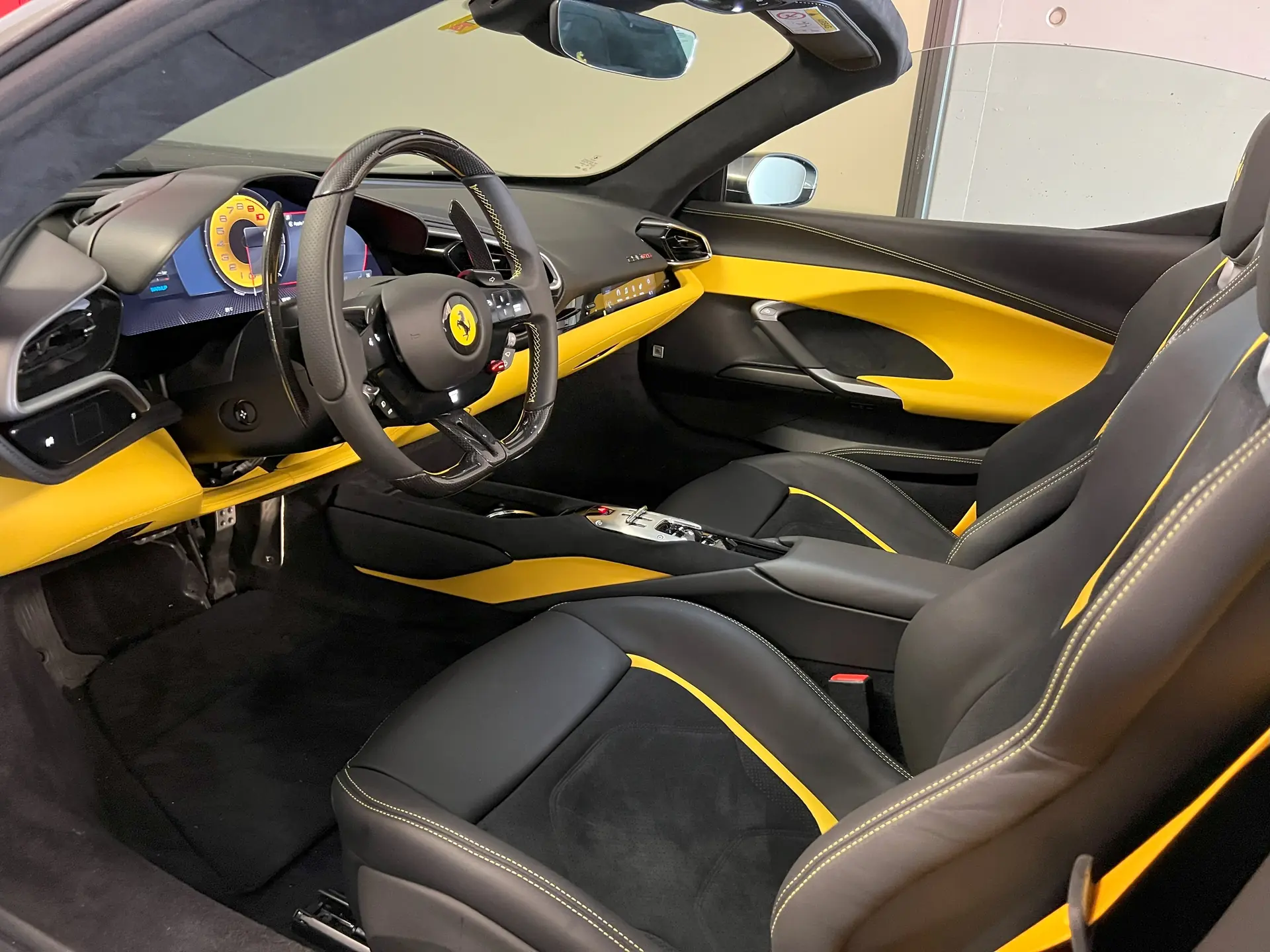 Ferrari 296 2023 occasion Lenzburg — 4