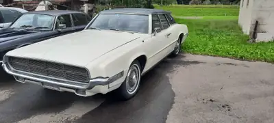 Ford Thunderbird 1969 — Muscle car américain emblématique, 370 ch de pure puissance — côté