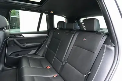BMW-Alpina XD3 Switch-Tronic — 350 ch Bi-Turbo, cuir Lavalina premium, 86 500 km seulement — Miniatura 30
