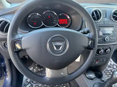 Dacia Sandero TCe 90 Ambiance — Citadine polyvalente, entretien certifié et sans sinistre — Miniature 10