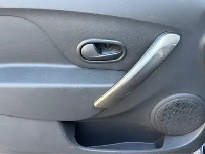 Dacia Sandero TCe 90 Ambiance — Citadine polyvalente, entretien certifié et sans sinistre — Miniature 12