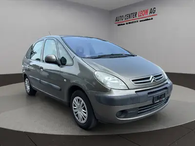Citroën Xsara Picasso 1.6i — Monospace pratique et économique, entretien à jour — Miniature 8