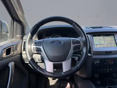 Ford Ranger DKab 3.2 TDCi 4x4 Limited — Pick-up polyvalent diesel, transmission manuelle — Miniatura 9