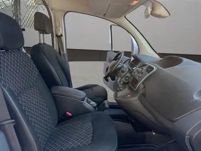 Renault Kangoo Maxi dCi 90 — Utilitaire robuste, 2 places, prêt à l'export — Miniature 15