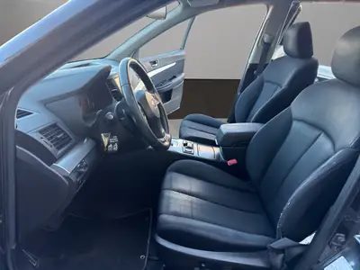 Subaru Legacy 2.0i Advantage AWD — Break fiable, traction intégrale, sans accident — Miniature 9