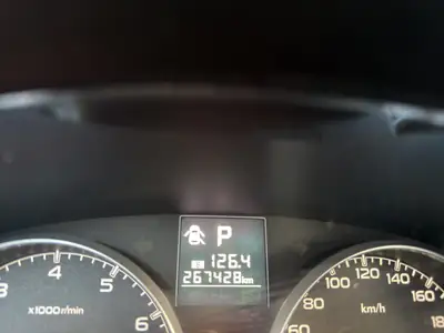 Subaru Legacy 2.0i Advantage AWD — Break fiable, traction intégrale, sans accident — Miniature 11
