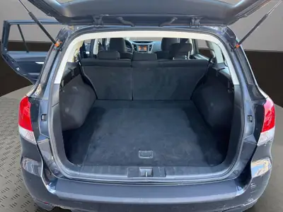 Subaru Legacy 2.0i Advantage AWD — Break fiable, traction intégrale, sans accident — Miniature 19