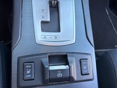 Subaru Legacy 2.0i Advantage AWD — Break fiable, traction intégrale, sans accident — Miniature 22