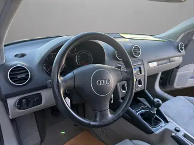 Audi A3 2.0 TDI Attraction — Diesel performant, entretien à jour, histoire contrôlée — Miniature 10