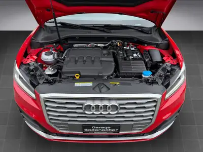 Audi Q2 35 TDI Attraction — SUV compact diesel performant, 30 300 km seulement — Miniature 15