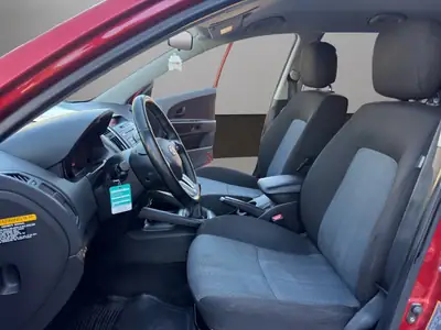 Kia Cee'd 1.4 16V — Berline fiable sans tracas, entretien à jour — Miniature 9