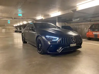 Mercedes-AMG GT 63 S 4MATIC+ — Hypersportive 639 ch, très peu kilométrée — côté