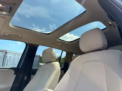 Mercedes-Benz EQB 300 4Matic — SUV électrique familial, 69 000 km, garantie 12 mois — Miniature 9