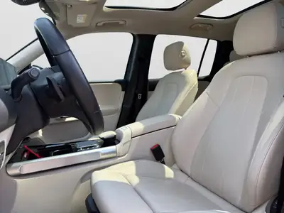 Mercedes-Benz EQB 300 4Matic — SUV électrique familial, 69 000 km, garantie 12 mois — Miniature 8