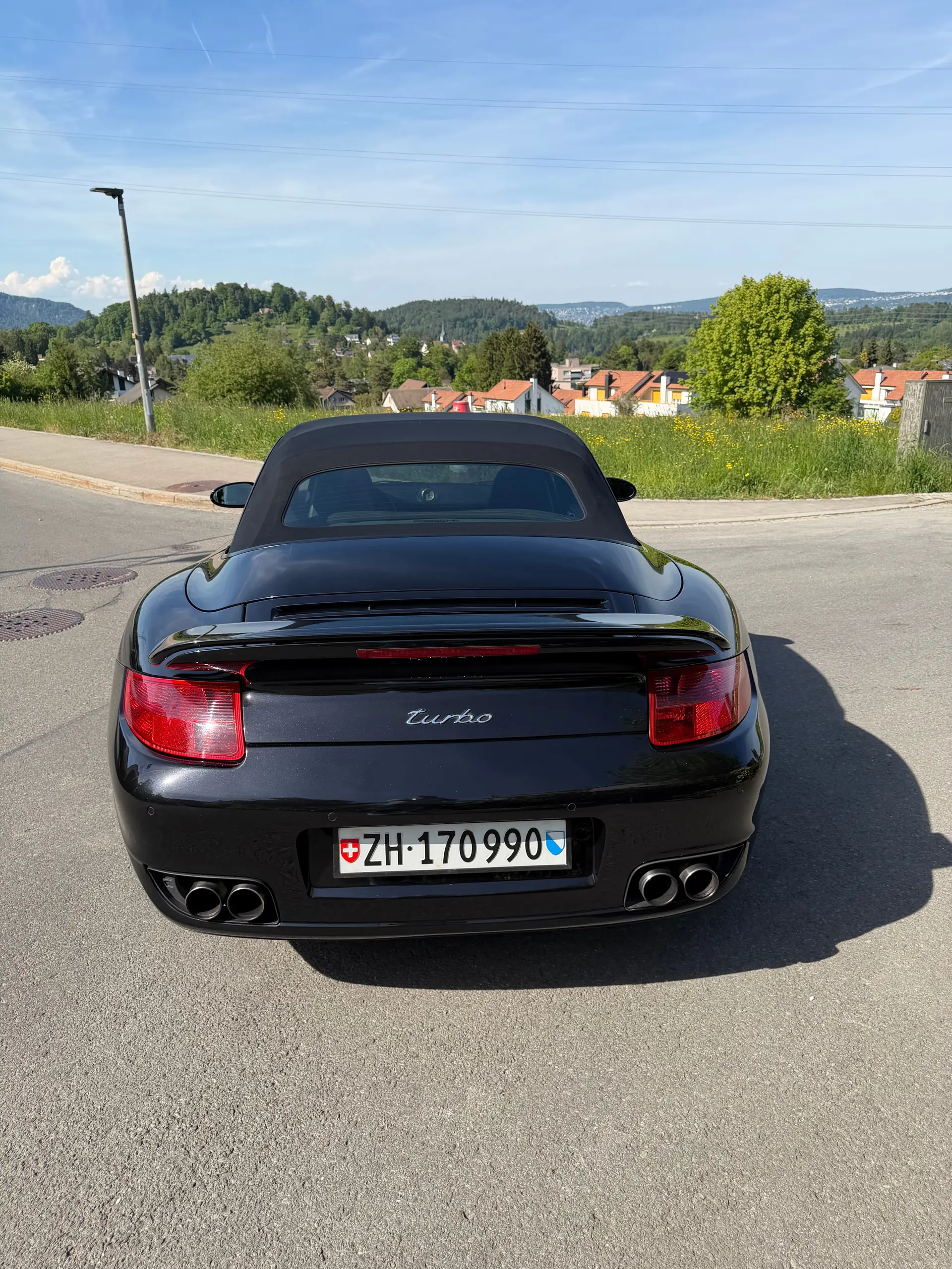 Porsche 911 Turbo Cabrio 2008 — Roadster légendaire, 480 ch purs — vista esterna