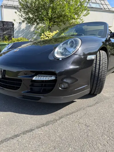 Porsche 911 Turbo Cabrio 2008 — Roadster légendaire, 480 ch purs — détail