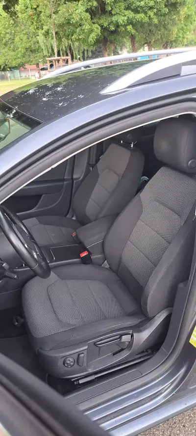 VW Passat 2.0 TSI Comfortline — Break performant, 211 ch, DSG et équipements premium — dettaglio
