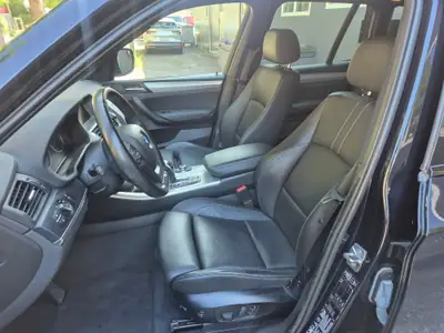 BMW X3 35i xDrive — SUV premium 2011, moteur neuf et équipements M Sport — détail