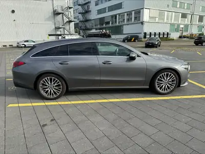 Mercedes-Benz CLA 200 Progressive — Élégance compacte et efficacité énergétique — dettaglio