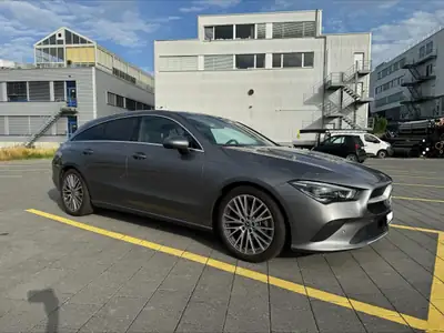 Mercedes-Benz CLA 200 Progressive — Élégance compacte et efficacité énergétique — Miniatura 7