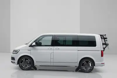 VW T6 Multivan 2.0 Bi-TDI Highline 4Motion — 7 places, 4x4 intelligent, finition premium — côté