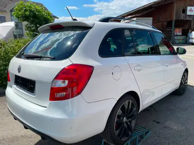 Skoda Fabia 1.4 TSI RS DSG — Berline sportive compacte, sans sinistre — vista posteriore