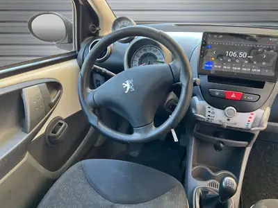 Peugeot 107 1.0 Trendy — Citadine fiable, faible consommation, disponible immédiatement — Miniature 9
