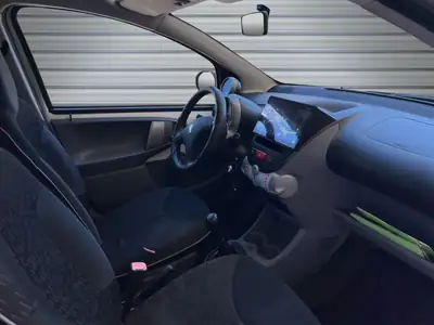 Peugeot 107 1.0 Trendy — Citadine fiable, faible consommation, disponible immédiatement — Miniature 10