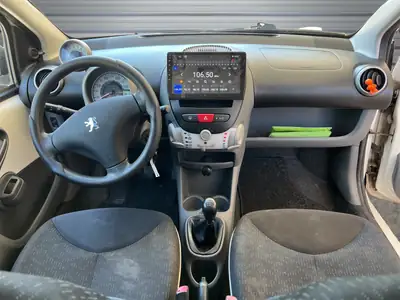 Peugeot 107 1.0 Trendy — Citadine fiable, faible consommation, disponible immédiatement — Miniature 12