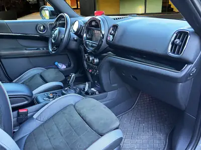 MINI Countryman F60 JCW ALL4 — SUV compact sportif, 306 ch, technologie premium — Miniature 12