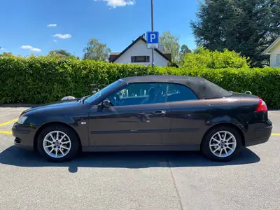 SAAB 9-3 Cabriolet 2.0T — Élégance suédoise, décapotable authentique — intérieur