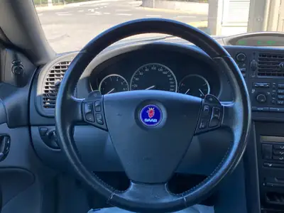 SAAB 9-3 Cabriolet 2.0T — Élégance suédoise, décapotable authentique — Miniature 11