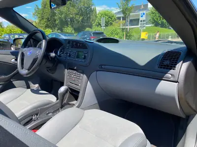 SAAB 9-3 Cabriolet 2.0T — Élégance suédoise, décapotable authentique — Miniature 16