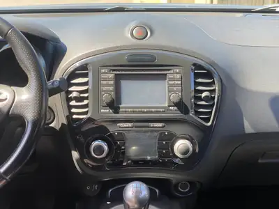 Nissan Juke 1.6 Acenta — SUV compact urbain, sans accident, équipé et fiable — Miniature 10