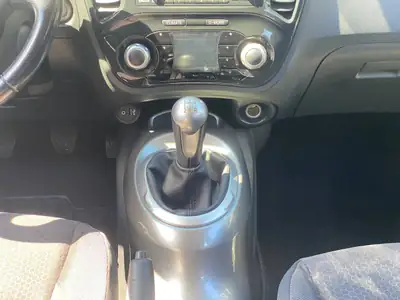 Nissan Juke 1.6 Acenta — SUV compact urbain, sans accident, équipé et fiable — Miniature 12