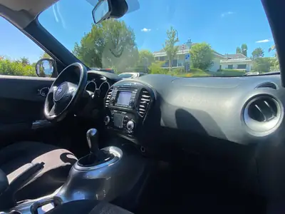 Nissan Juke 1.6 Acenta — SUV compact urbain, sans accident, équipé et fiable — Miniature 18