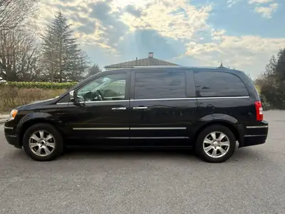 Chrysler Grand Voyager 3.8 Limited — Monospace 7 places, cuir chauffant, expertisée — intérieur