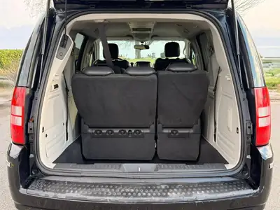 Chrysler Grand Voyager 3.8 Limited — Monospace 7 places, cuir chauffant, expertisée — Miniature 27